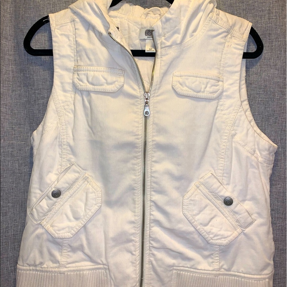 Womens medium Petite off white vest